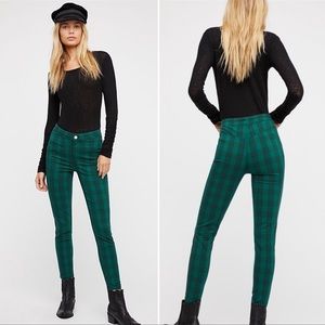 Free People Green Plaid Skinny Pants Size 29